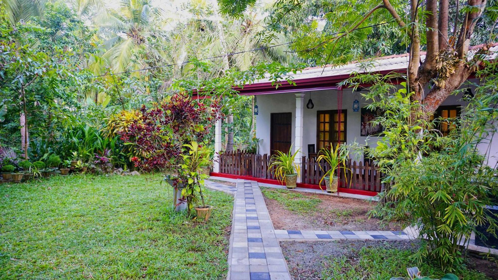 Lake Island Home Stay Dambulla Ngoại thất bức ảnh