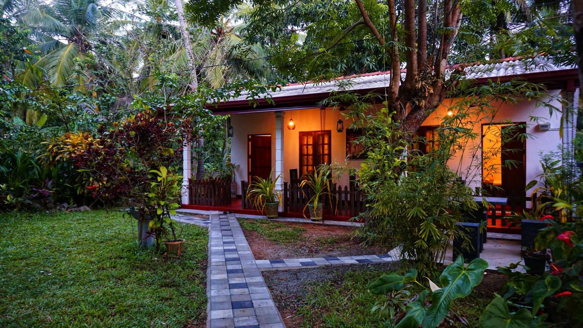 Lake Island Home Stay Dambulla Ngoại thất bức ảnh