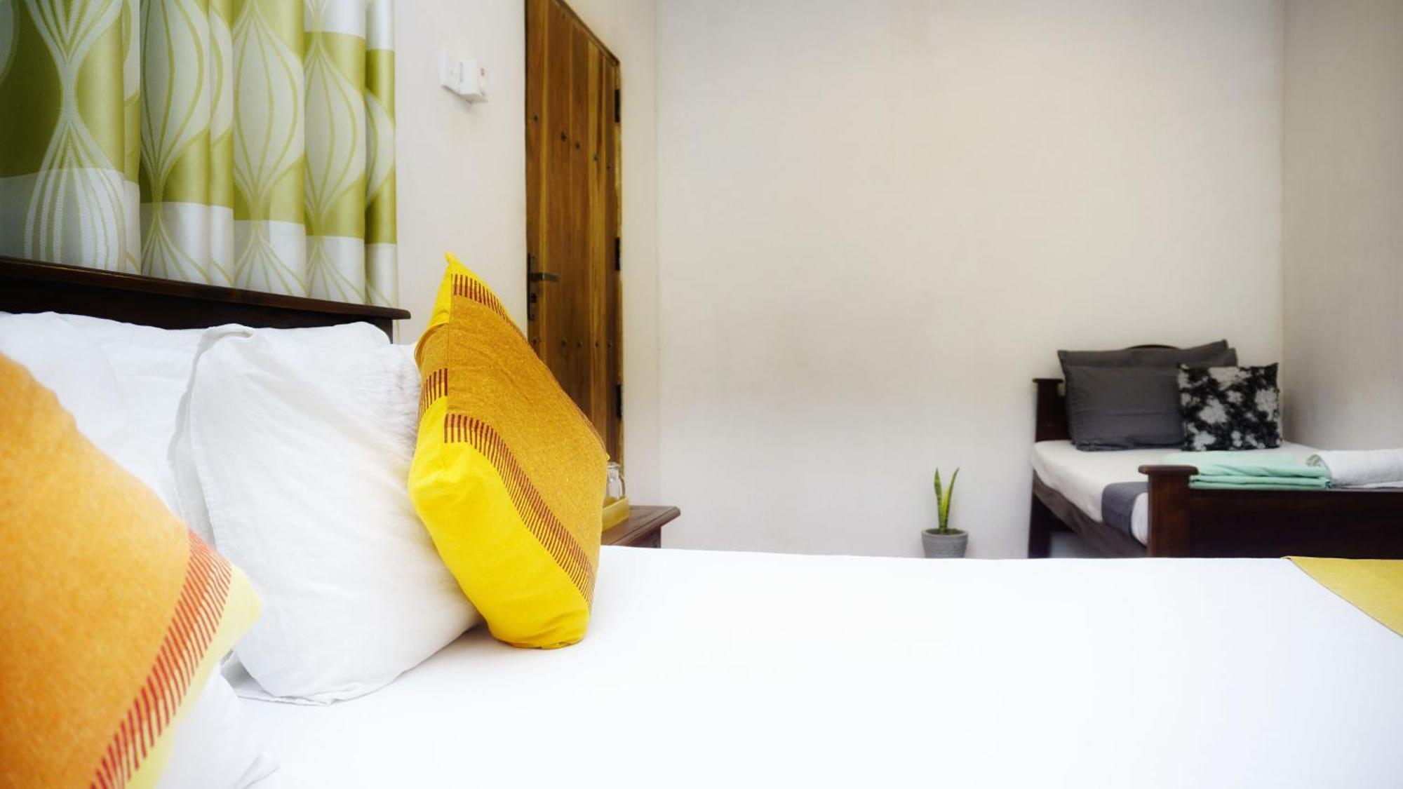 Lake Island Home Stay Dambulla Ngoại thất bức ảnh